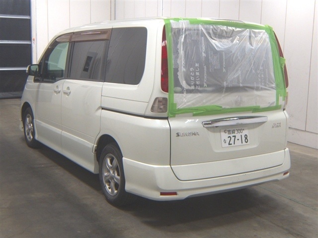 NISSAN SERENA
