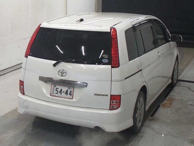 TOYOTA ISIS