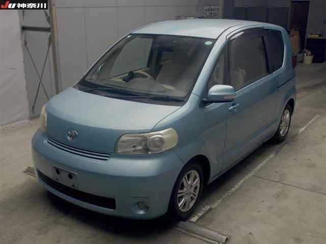 TOYOTA PORTE