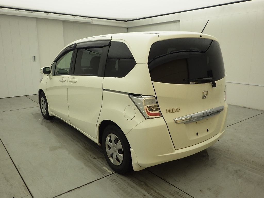 HONDA FREED