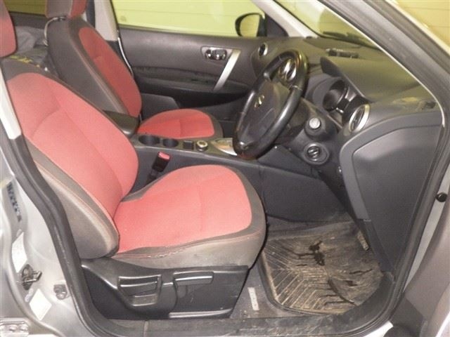 NISSAN DUALIS