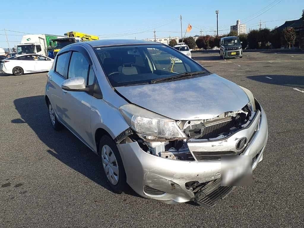 TOYOTA VITZ