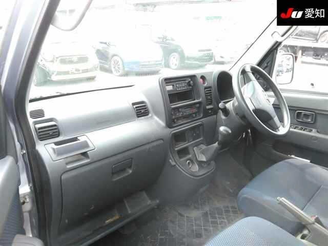TOYOTA PIXIS VAN