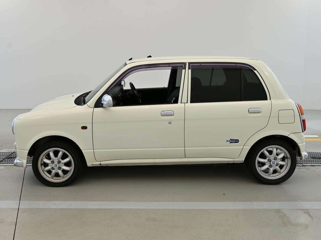 DAIHATSU MIRA GINO