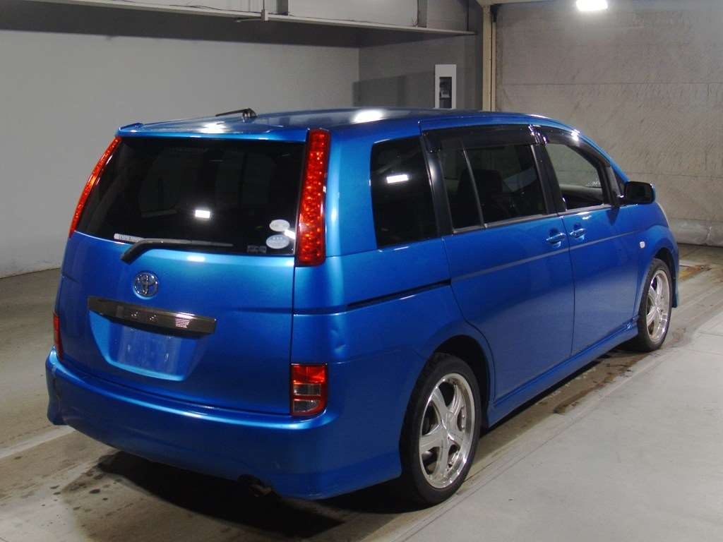 TOYOTA ISIS