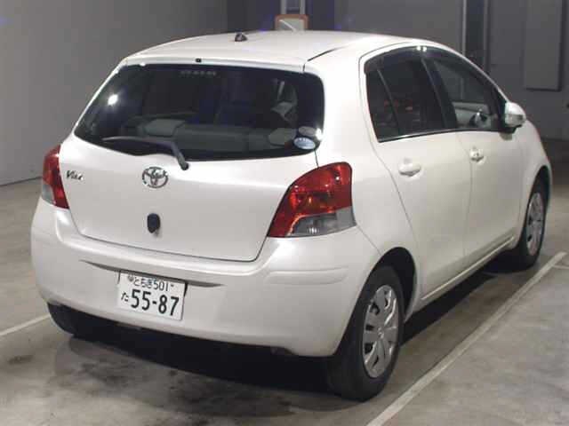 TOYOTA VITZ