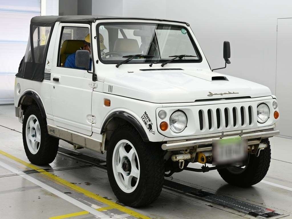 SUZUKI JIMNY