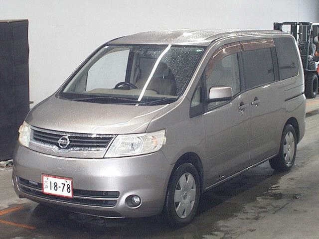 NISSAN SERENA