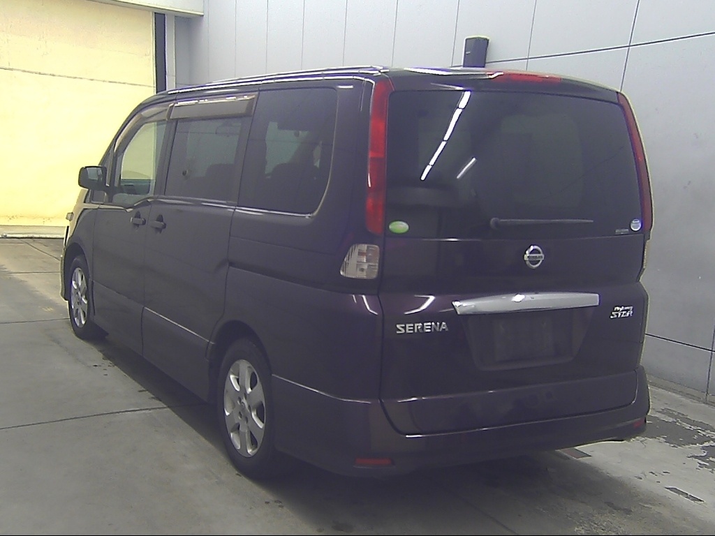 NISSAN SERENA