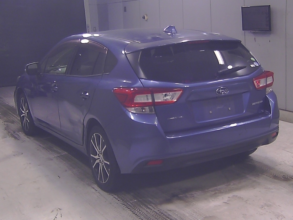 SUBARU IMPREZA