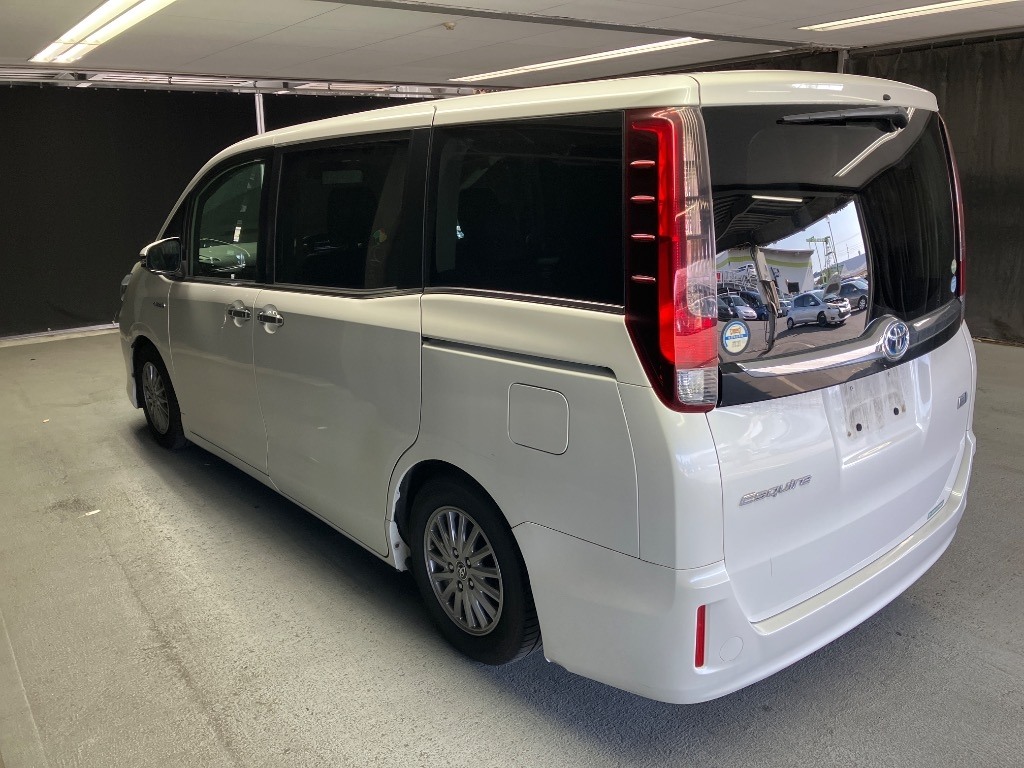TOYOTA ESQUIRE
