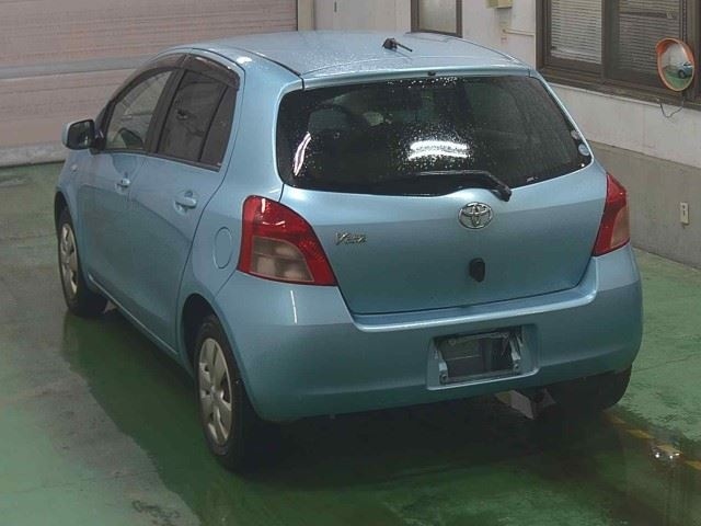TOYOTA VITZ