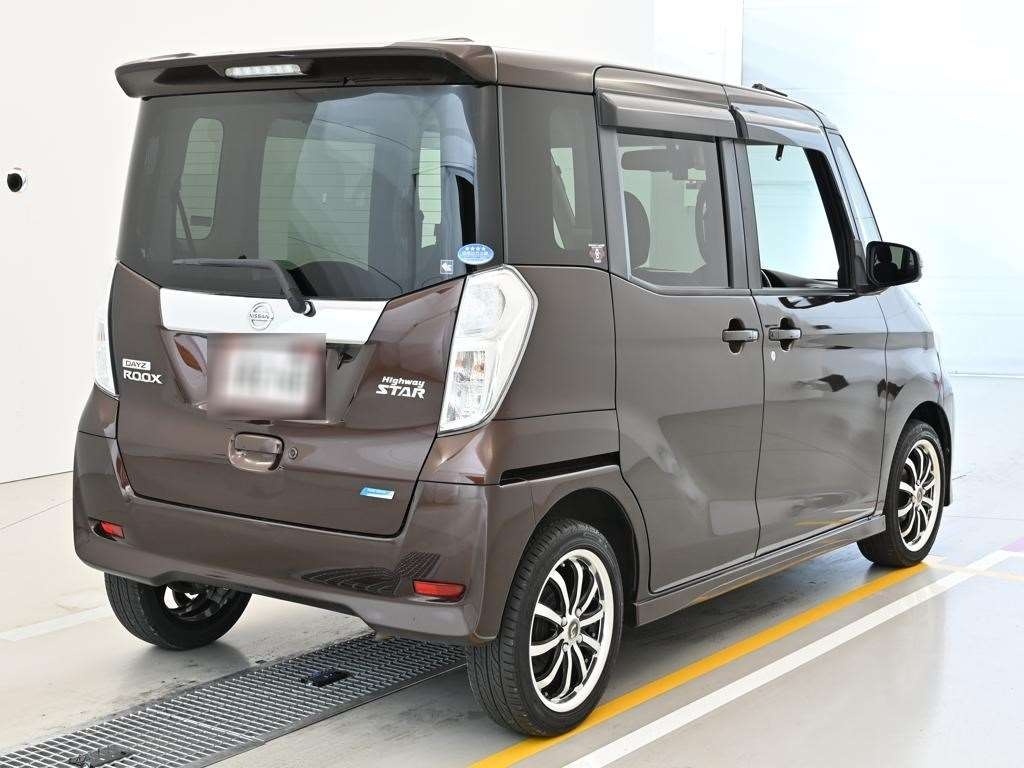 NISSAN DAYZ ROOX