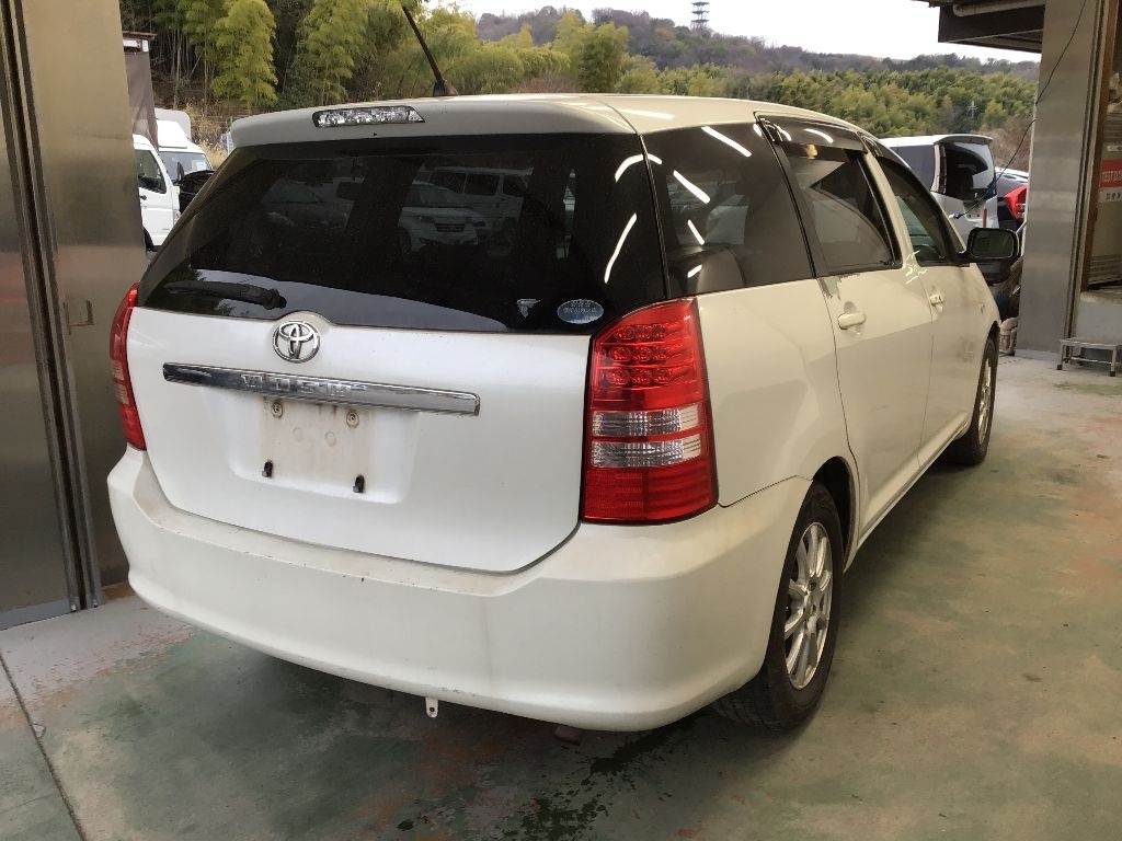 TOYOTA WISH
