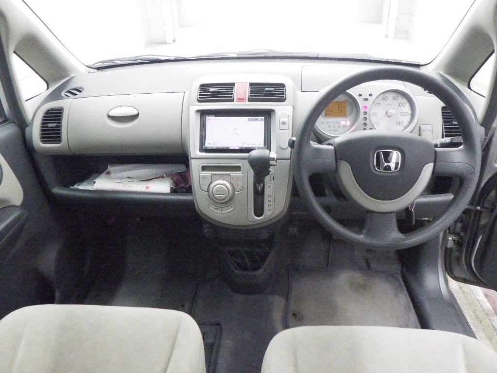 HONDA LIFE