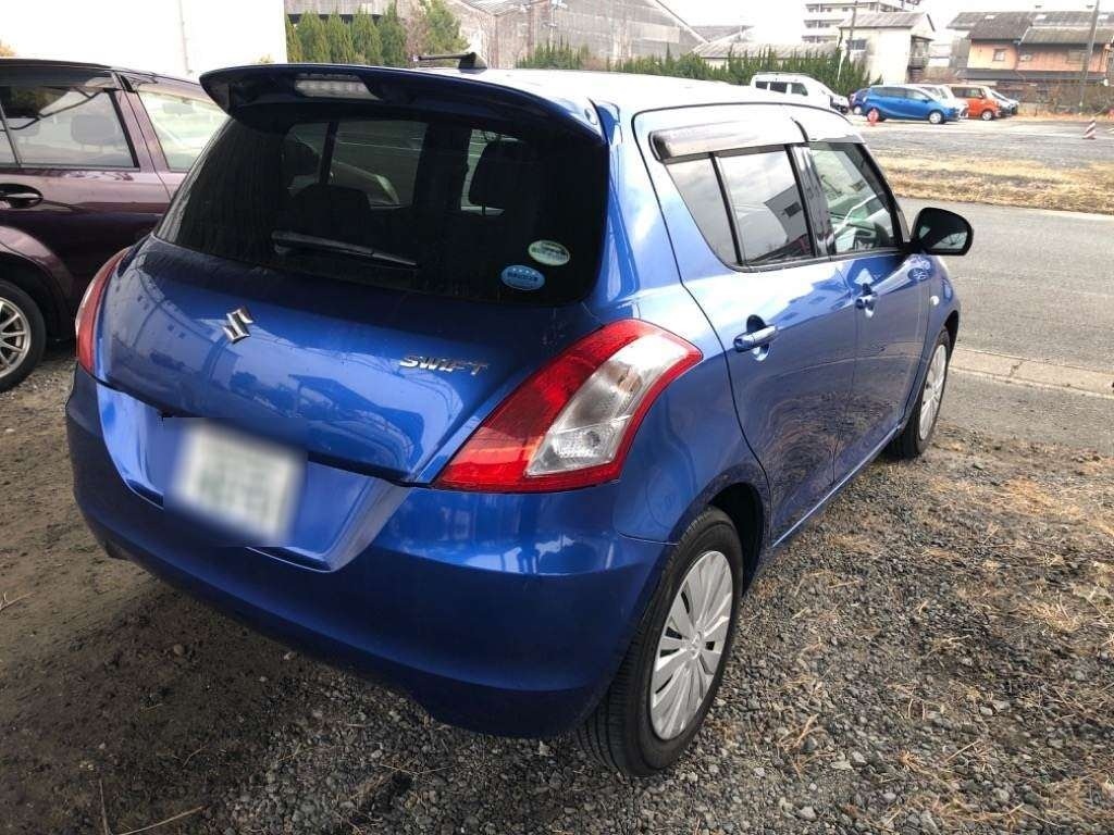 SUZUKI SWIFT
