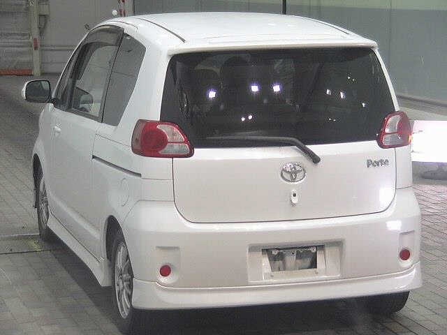 TOYOTA PORTE