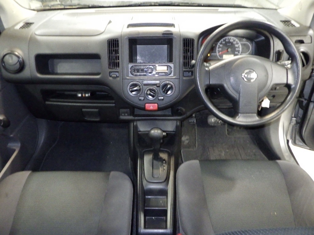 NISSAN AD