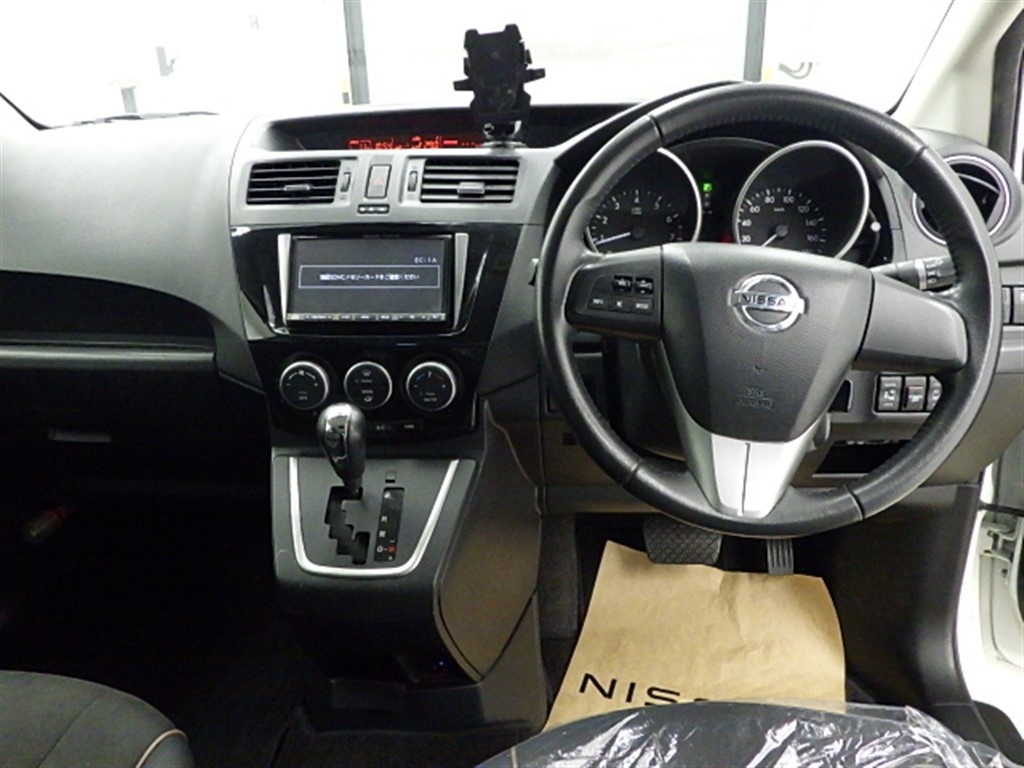 NISSAN LAFESTA
