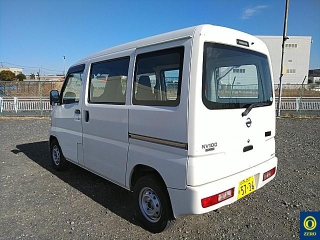 NISSAN NV100 CLIPPER