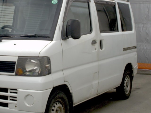 NISSAN CLIPPER