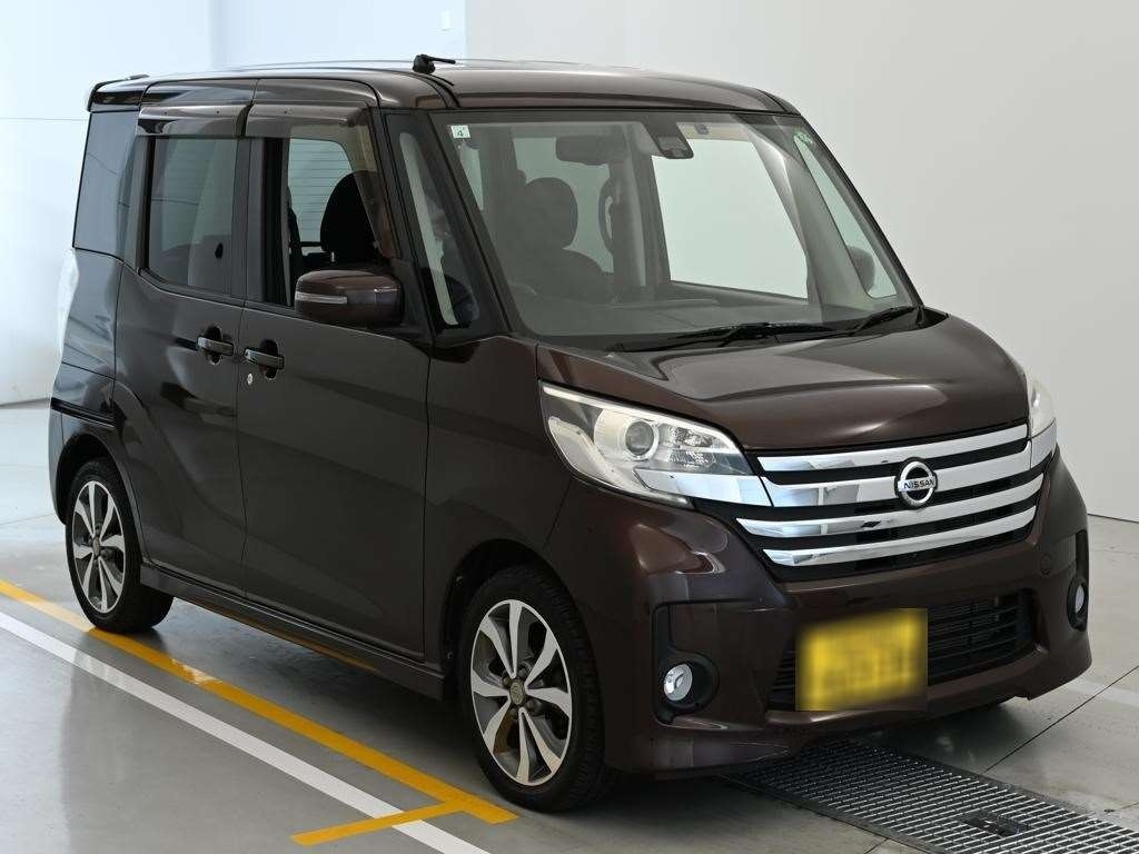 NISSAN DAYZ ROOX