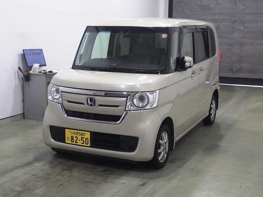 HONDA N-BOX