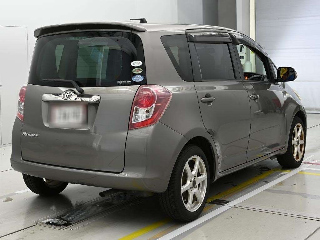 TOYOTA RACTIS