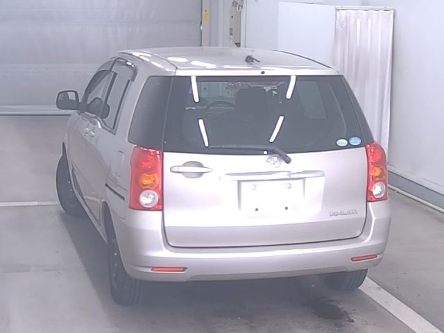 TOYOTA RAUM