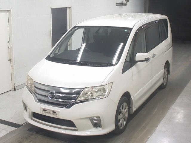 NISSAN SERENA