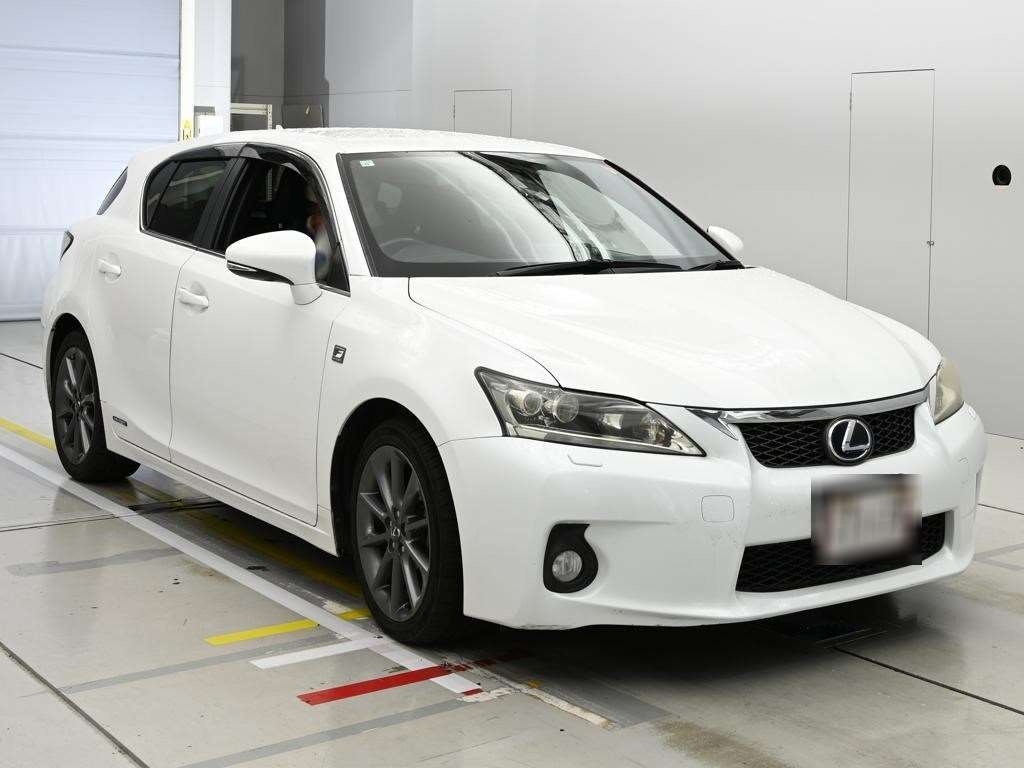 LEXUS CT200H