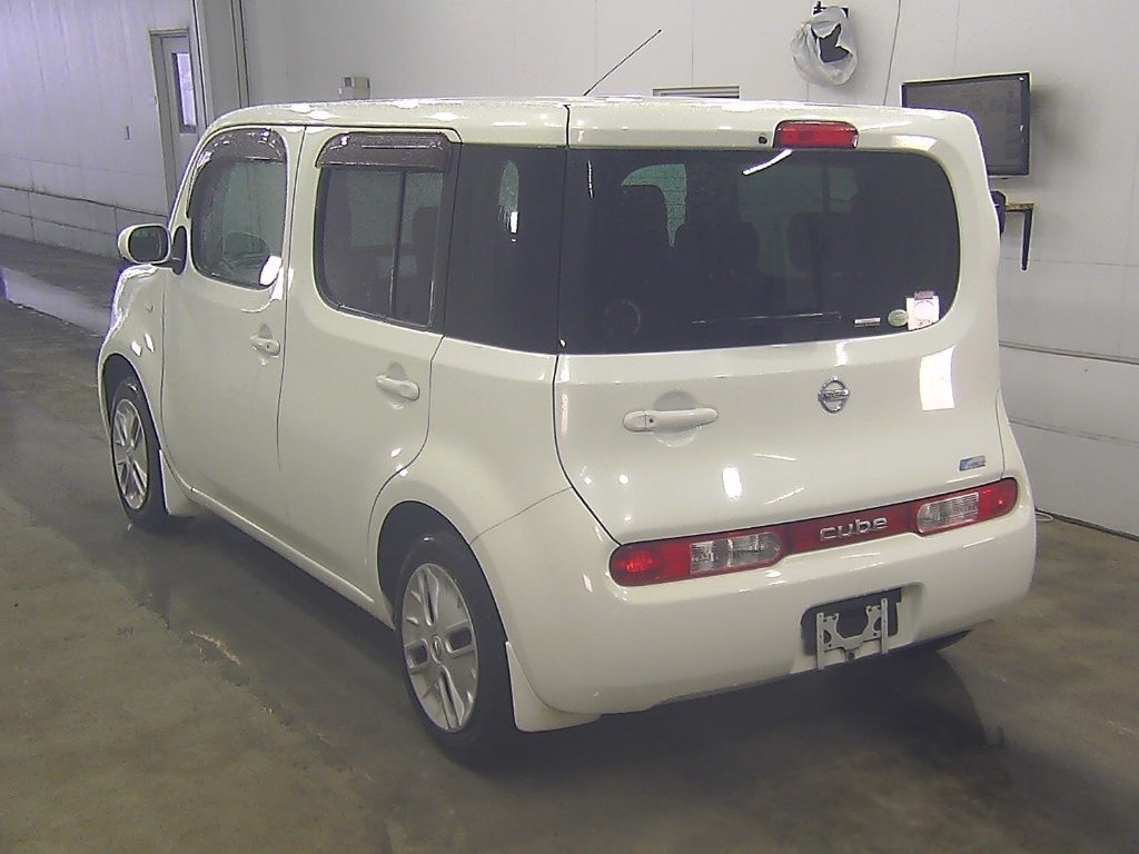 NISSAN CUBE