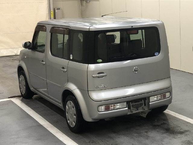 NISSAN CUBE