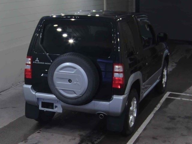MITSUBISHI PAJERO MINI