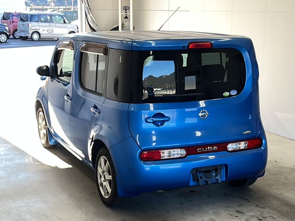 NISSAN CUBE