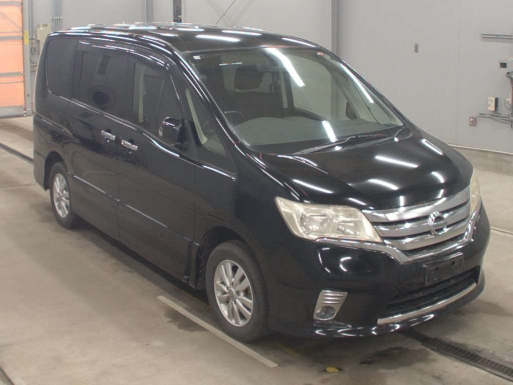 NISSAN SERENA
