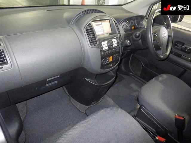 NISSAN LAFESTA