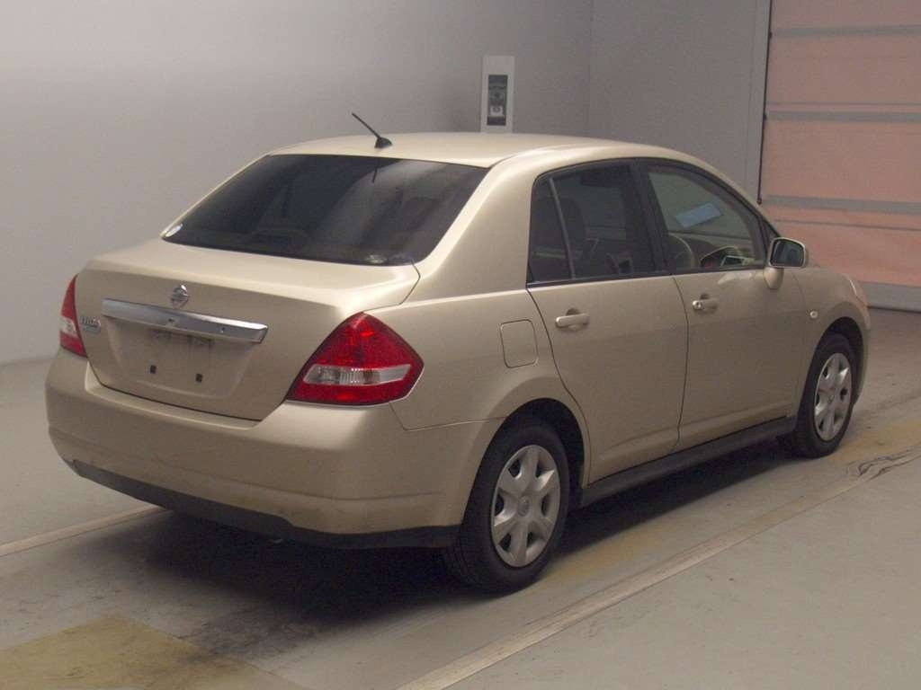 NISSAN TIIDA LATIO