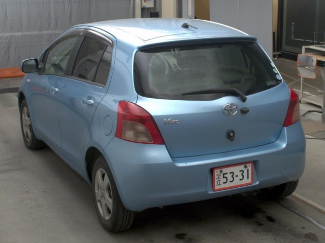 TOYOTA VITZ