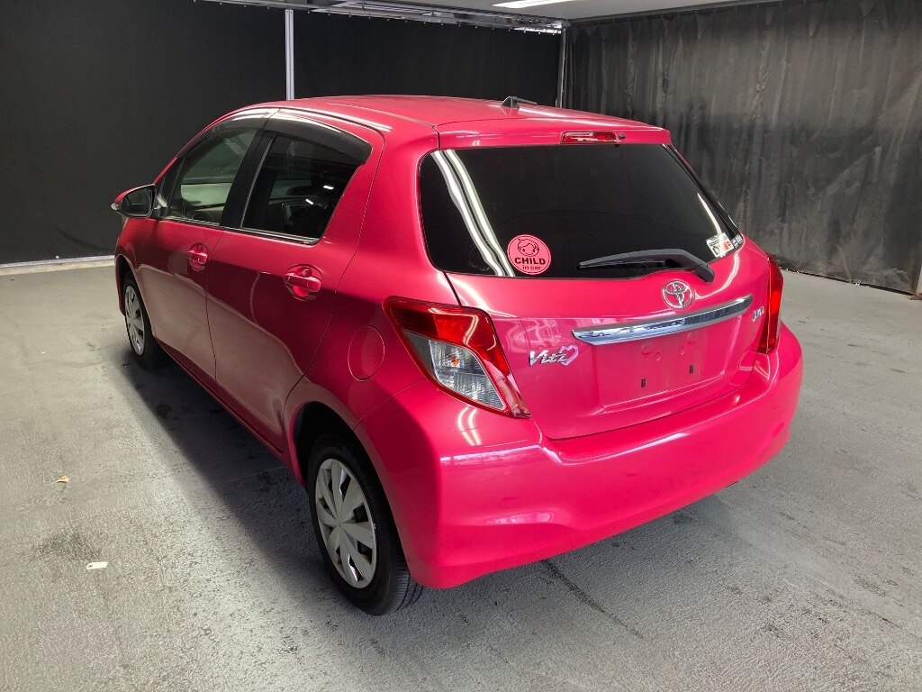 TOYOTA VITZ