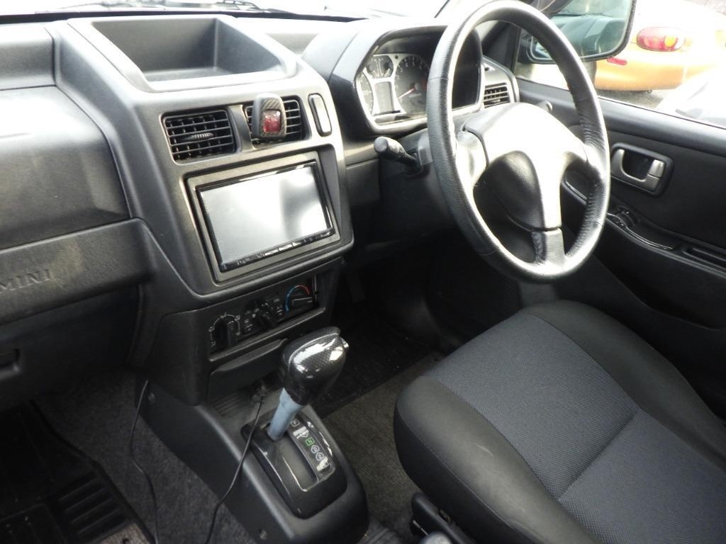 MITSUBISHI PAJERO MINI