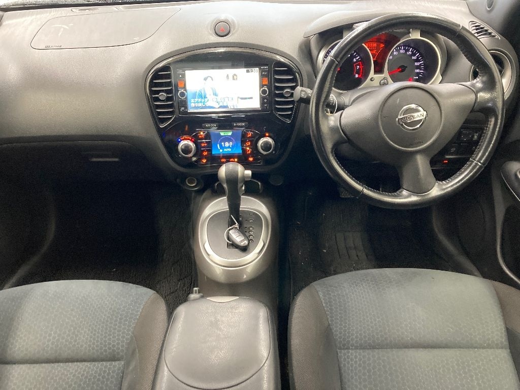 NISSAN JUKE