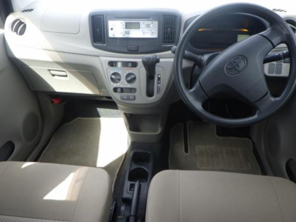 TOYOTA PIXIS EPOCH