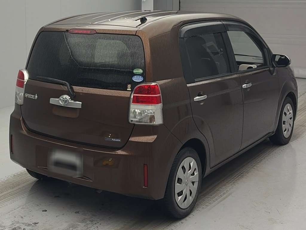 TOYOTA SPADE