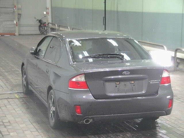 SUBARU LEGACY B4