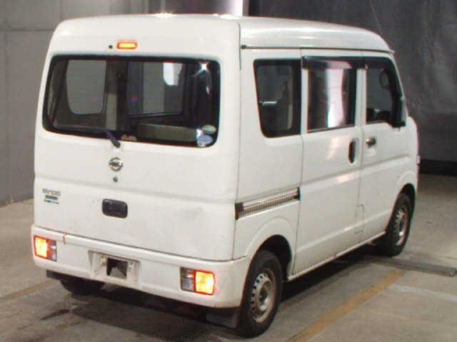 NISSAN NV100 CLIPPER