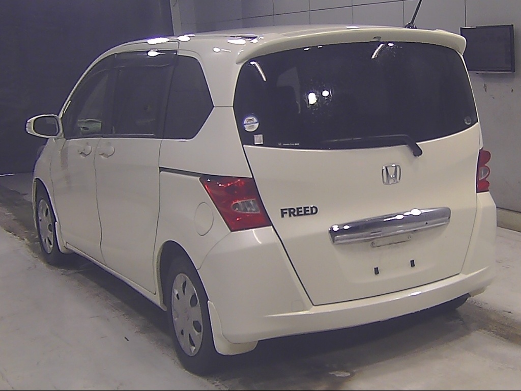 HONDA FREED