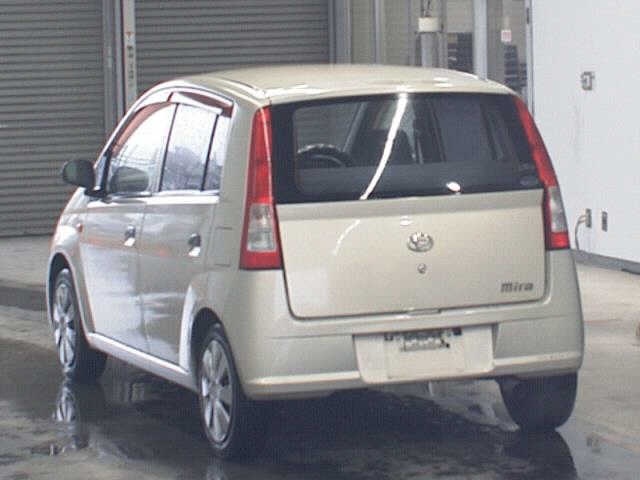 DAIHATSU MIRA