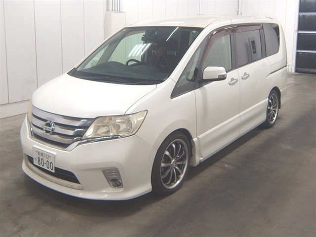 NISSAN SERENA