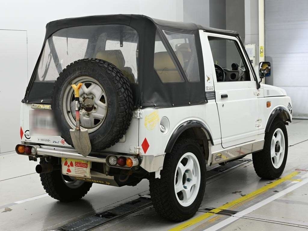 SUZUKI JIMNY